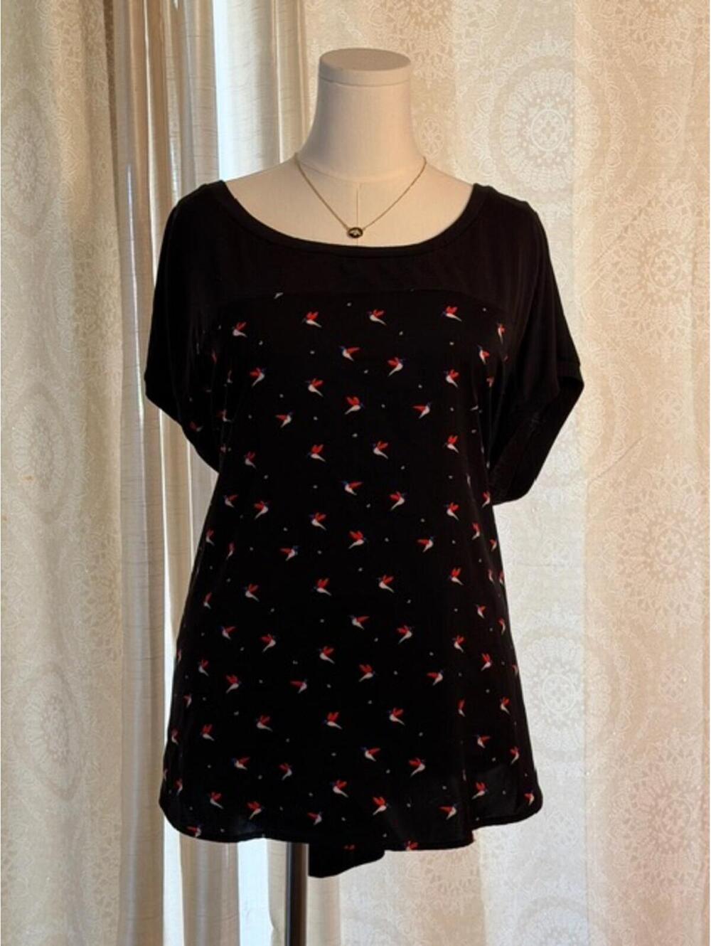 Torrid Black Bird Print Blouse Size 2